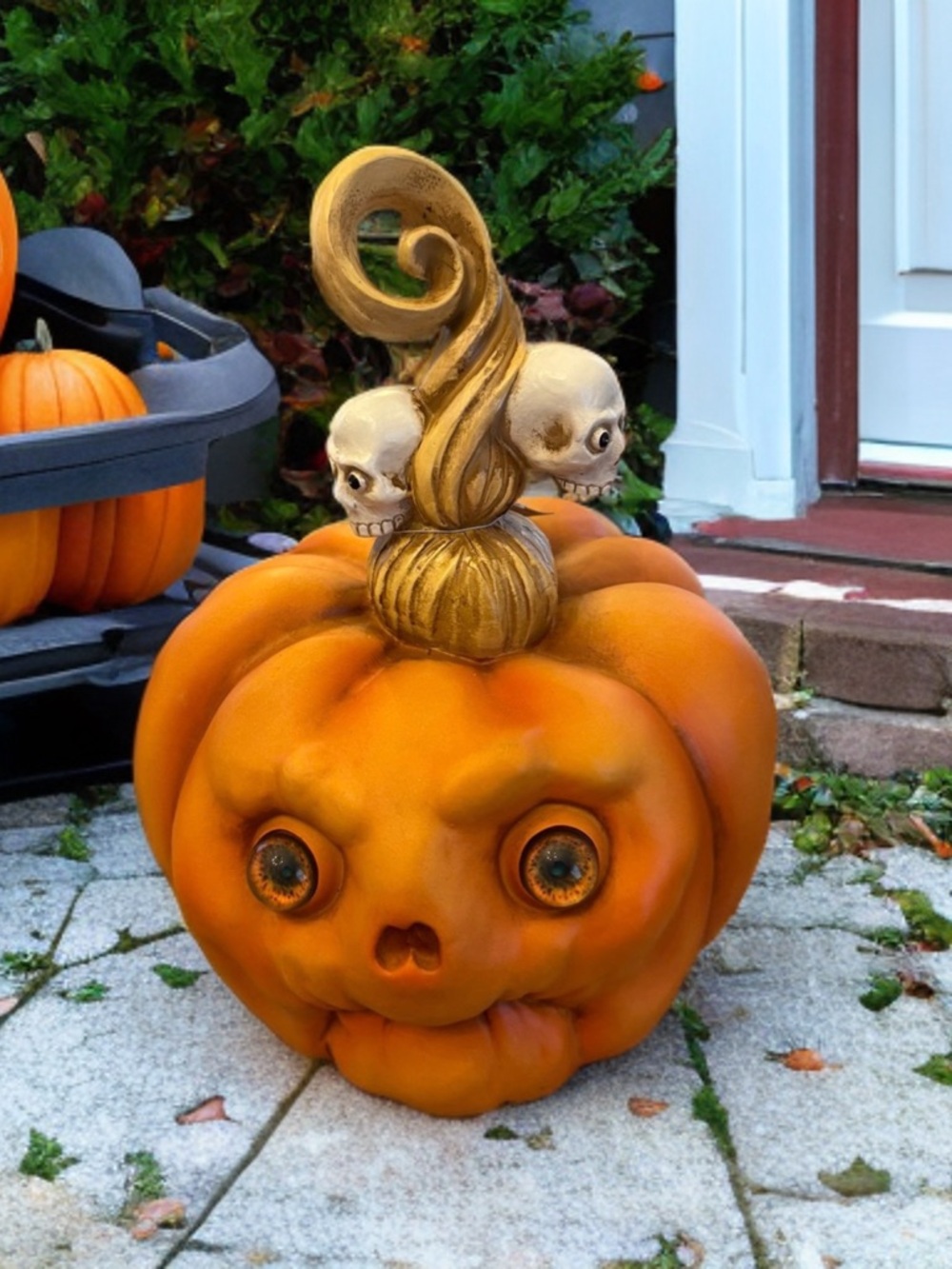 Hallows’ Eve Spooky Pumpkin Figurine Creepy Skull Stem Bulging Eyes Halloween